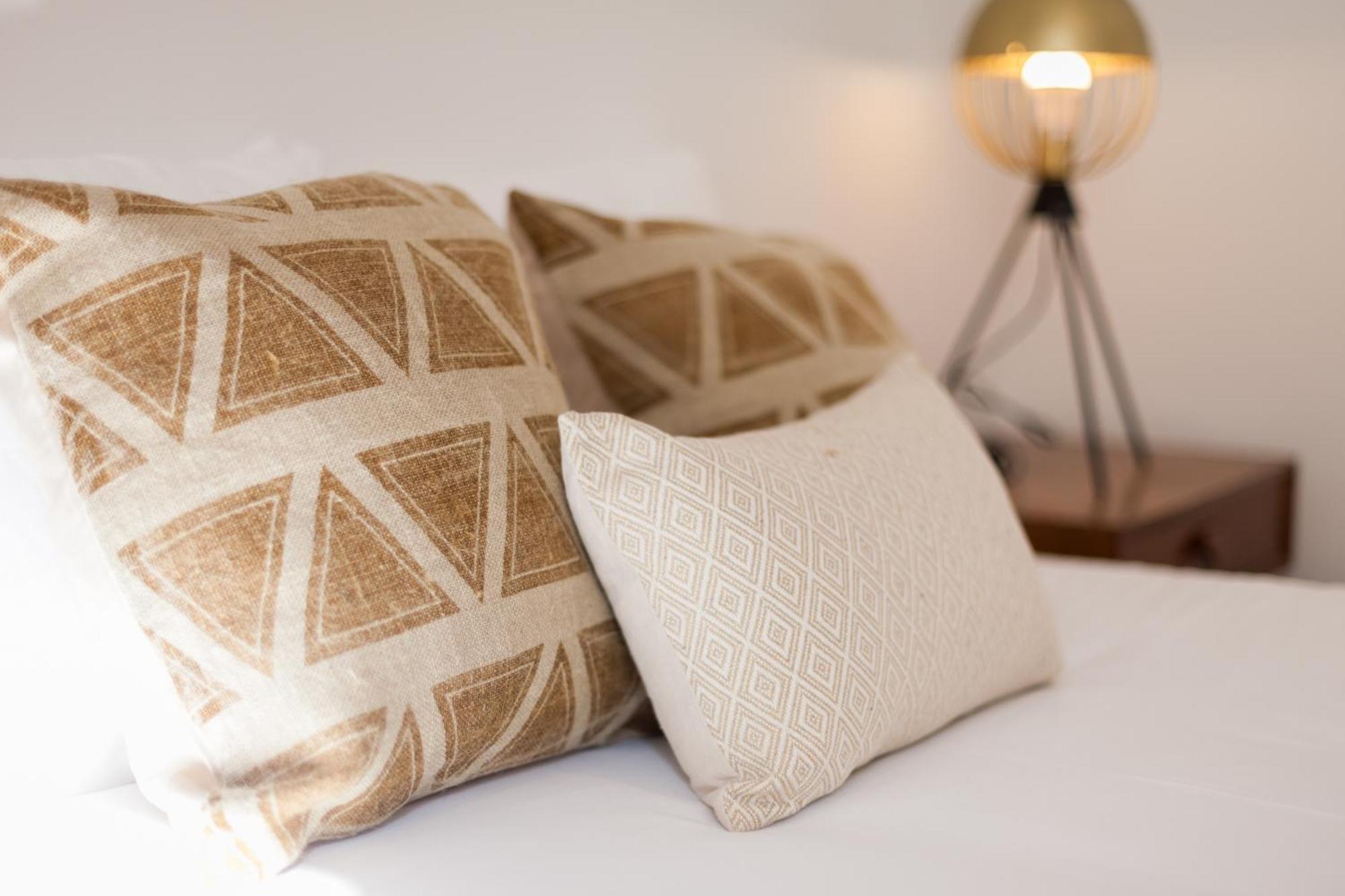 Tejo Vintage Three-Bedroom Apartment - By Lu Holidays Lisboa Εξωτερικό φωτογραφία