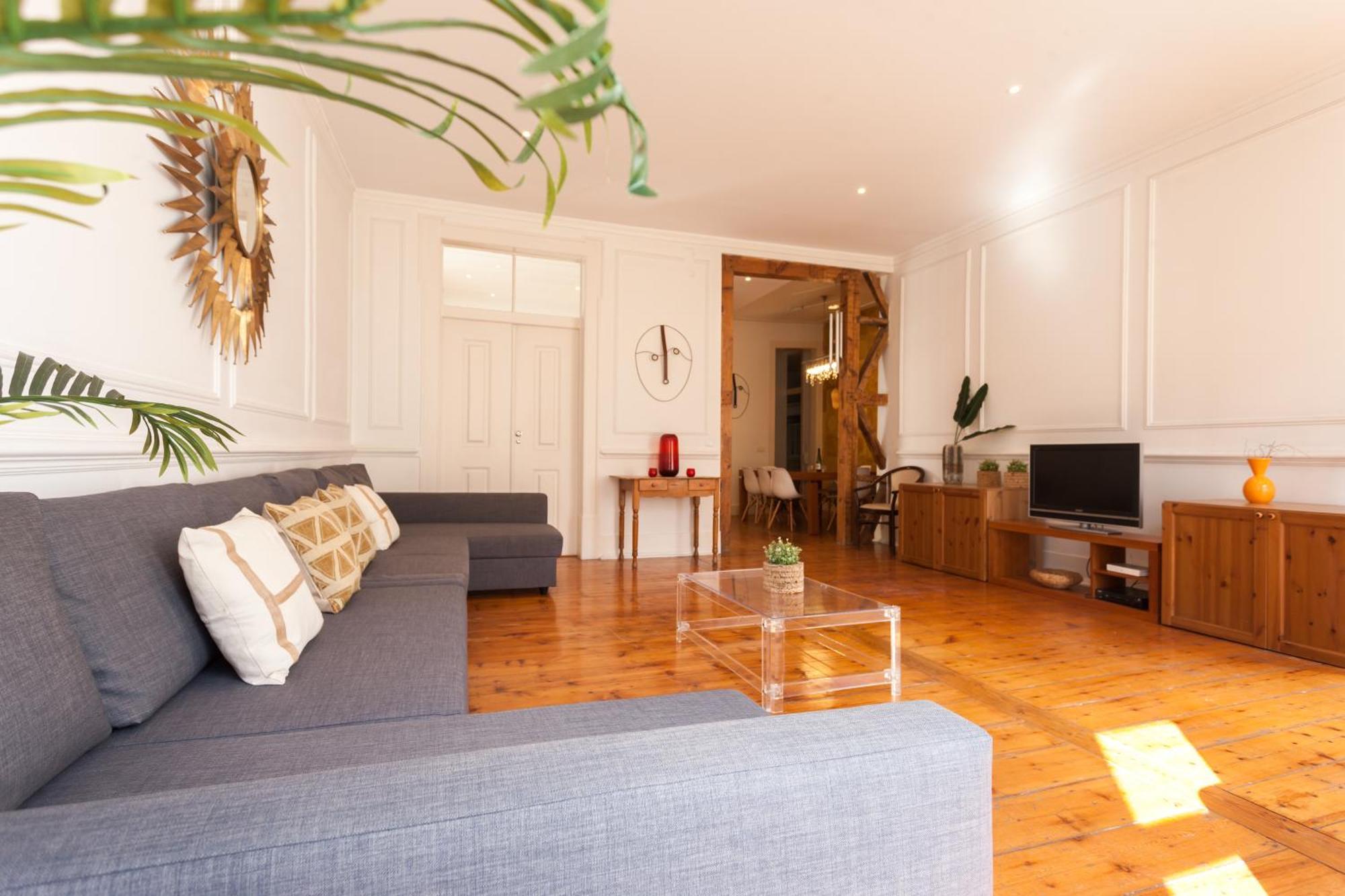 Tejo Vintage Three-Bedroom Apartment - By Lu Holidays Lisboa Εξωτερικό φωτογραφία