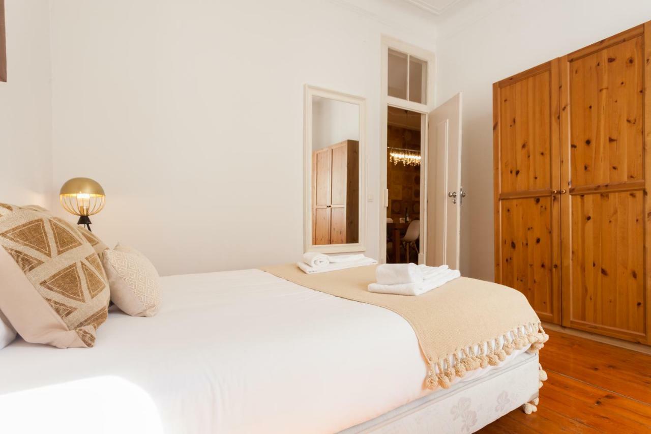 Tejo Vintage Three-Bedroom Apartment - By Lu Holidays Lisboa Εξωτερικό φωτογραφία